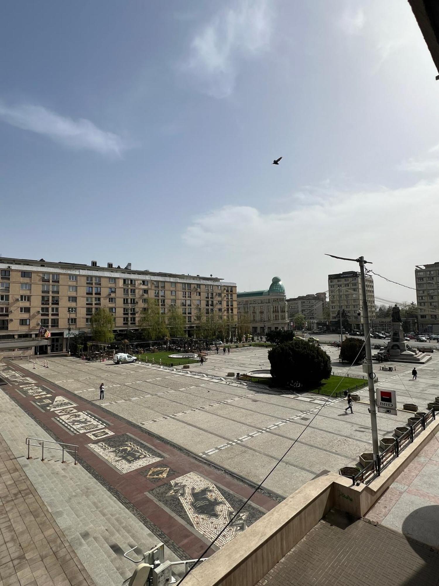 2 Rooms Apartment City Center Iasi Ngoại thất bức ảnh